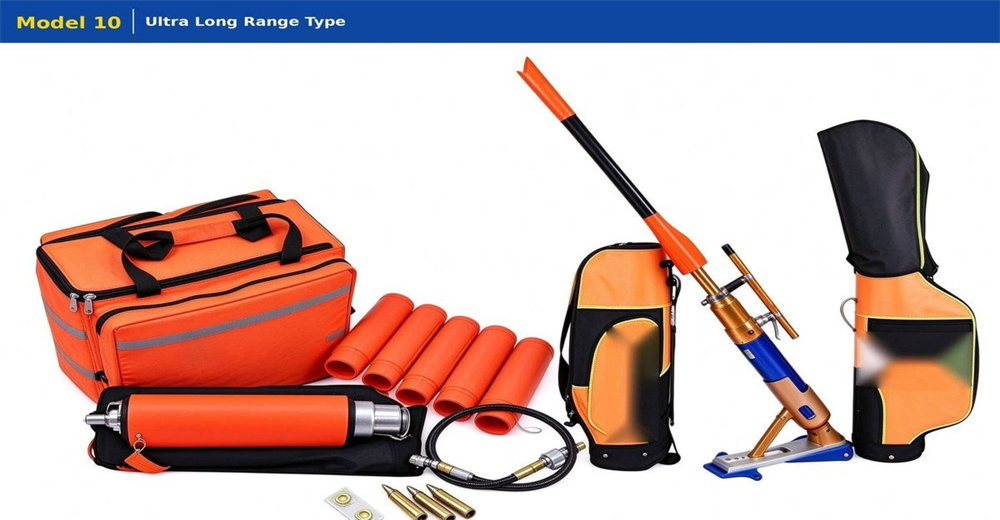 Ultra long-range pneumatic line thrower on white background, maximum range 640m land rescue system with tripod base and four projectile heads complete product photo Ultra long-range pneumatic line thrower on white background, maximum range 640m land rescue system with tripod base and four projectile heads complete product photo