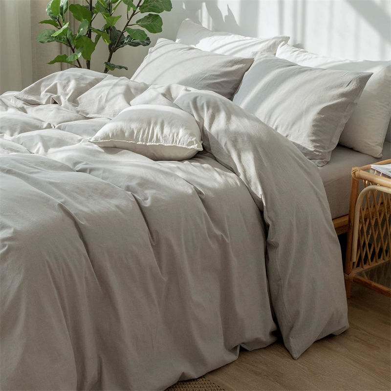 Beige Grey Outdoor Emergency Bedding 